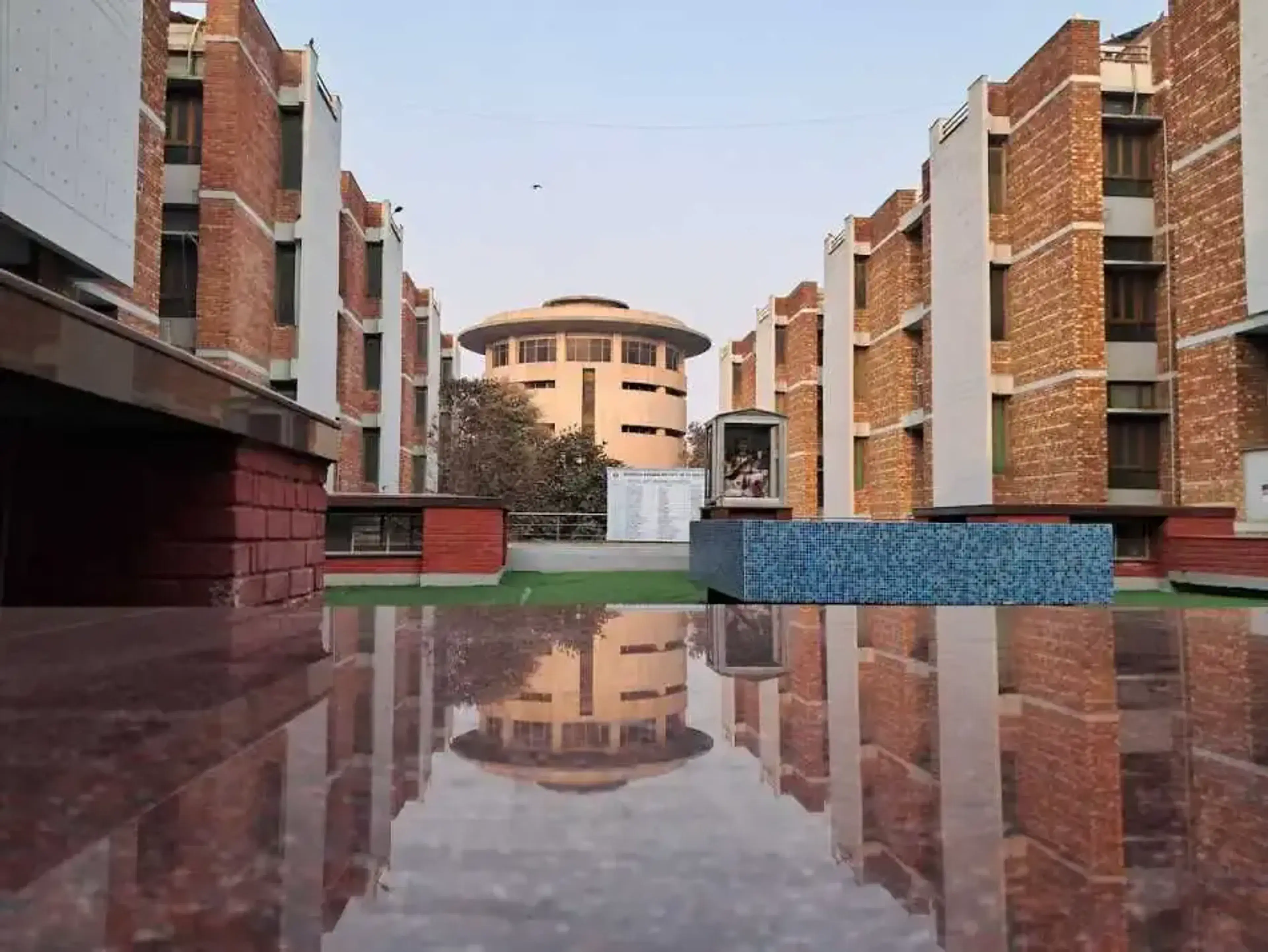 college slider 2