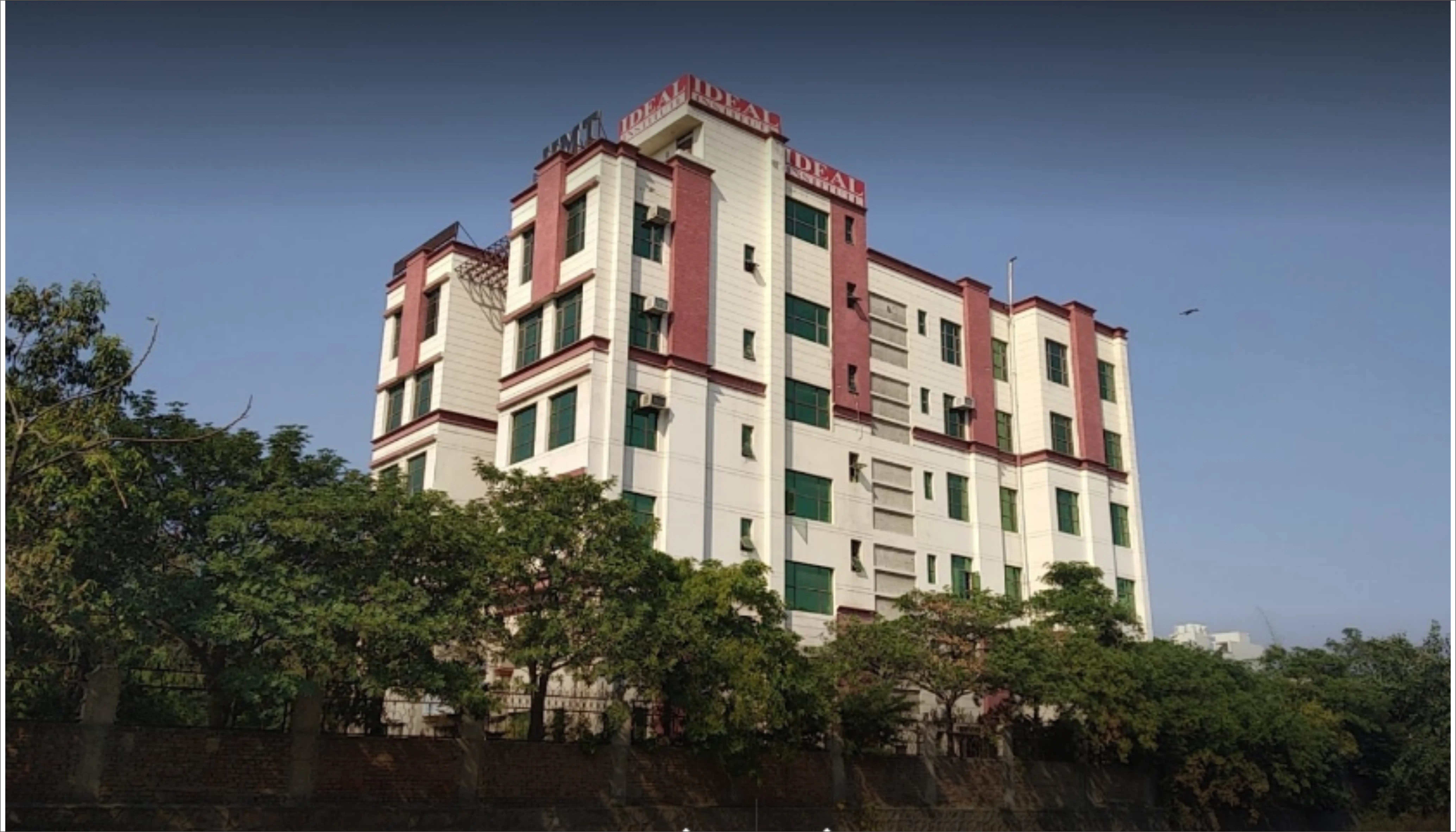 college slider 3