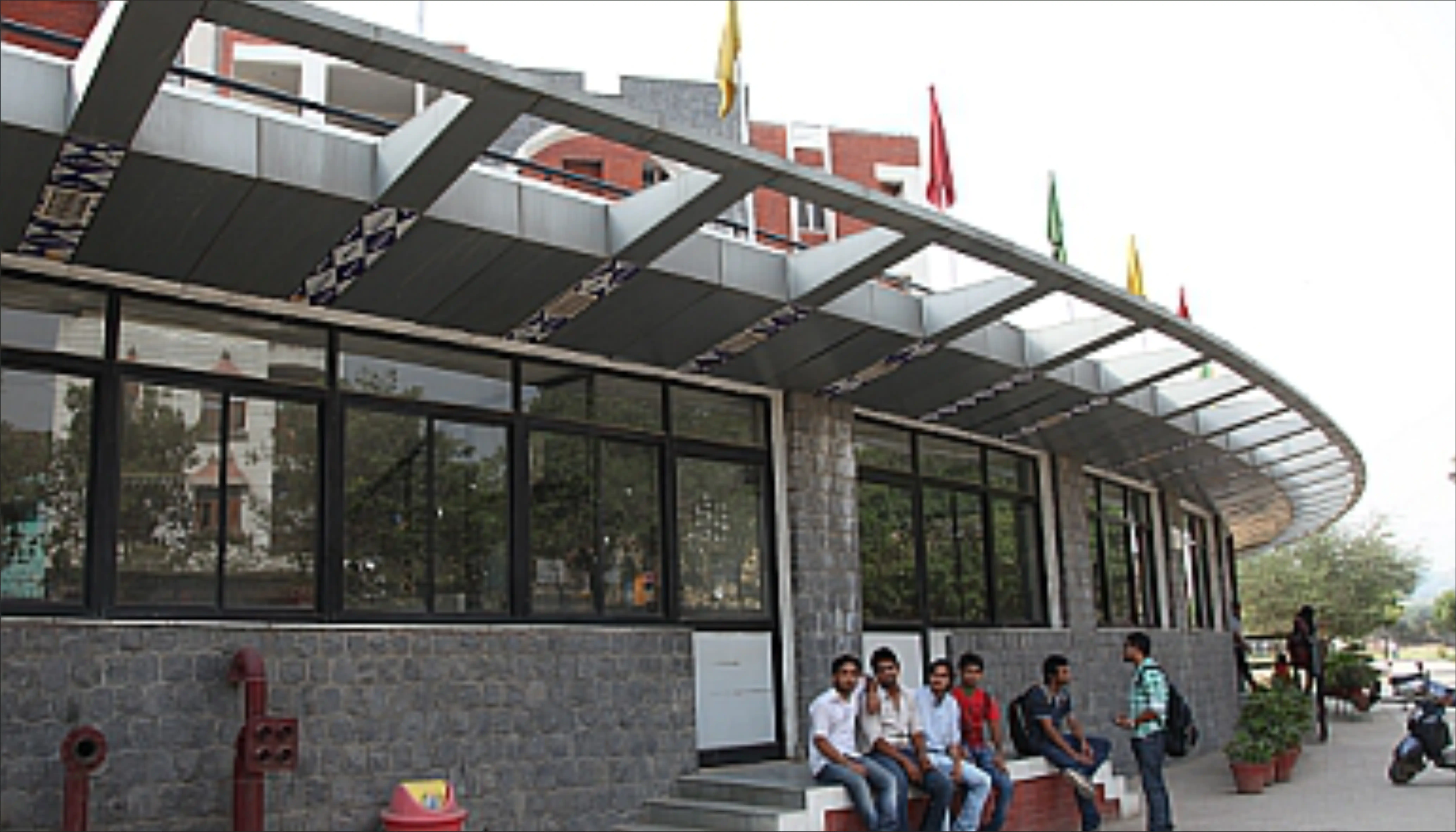 Colleg Slider 1