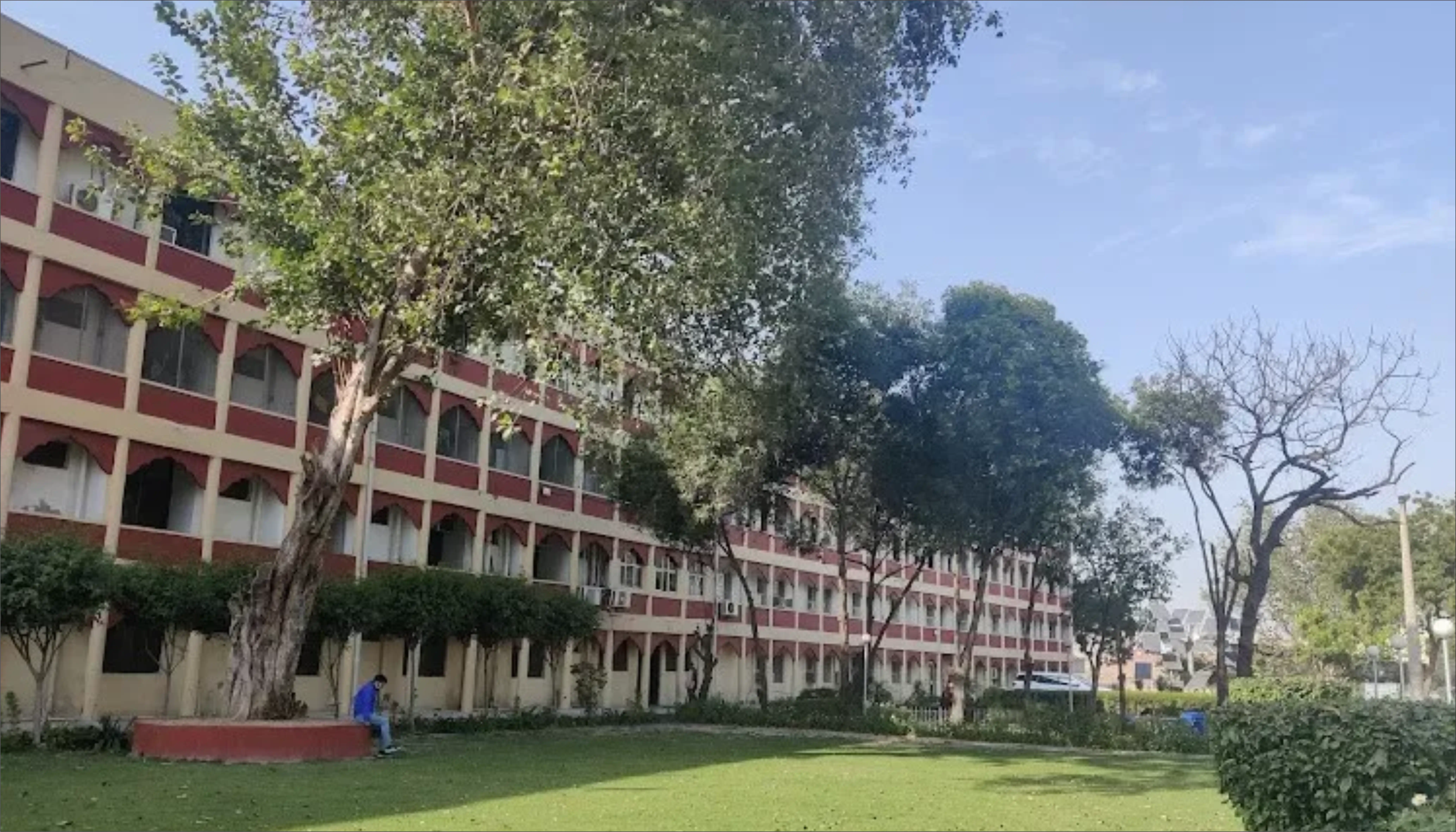 college slider 2