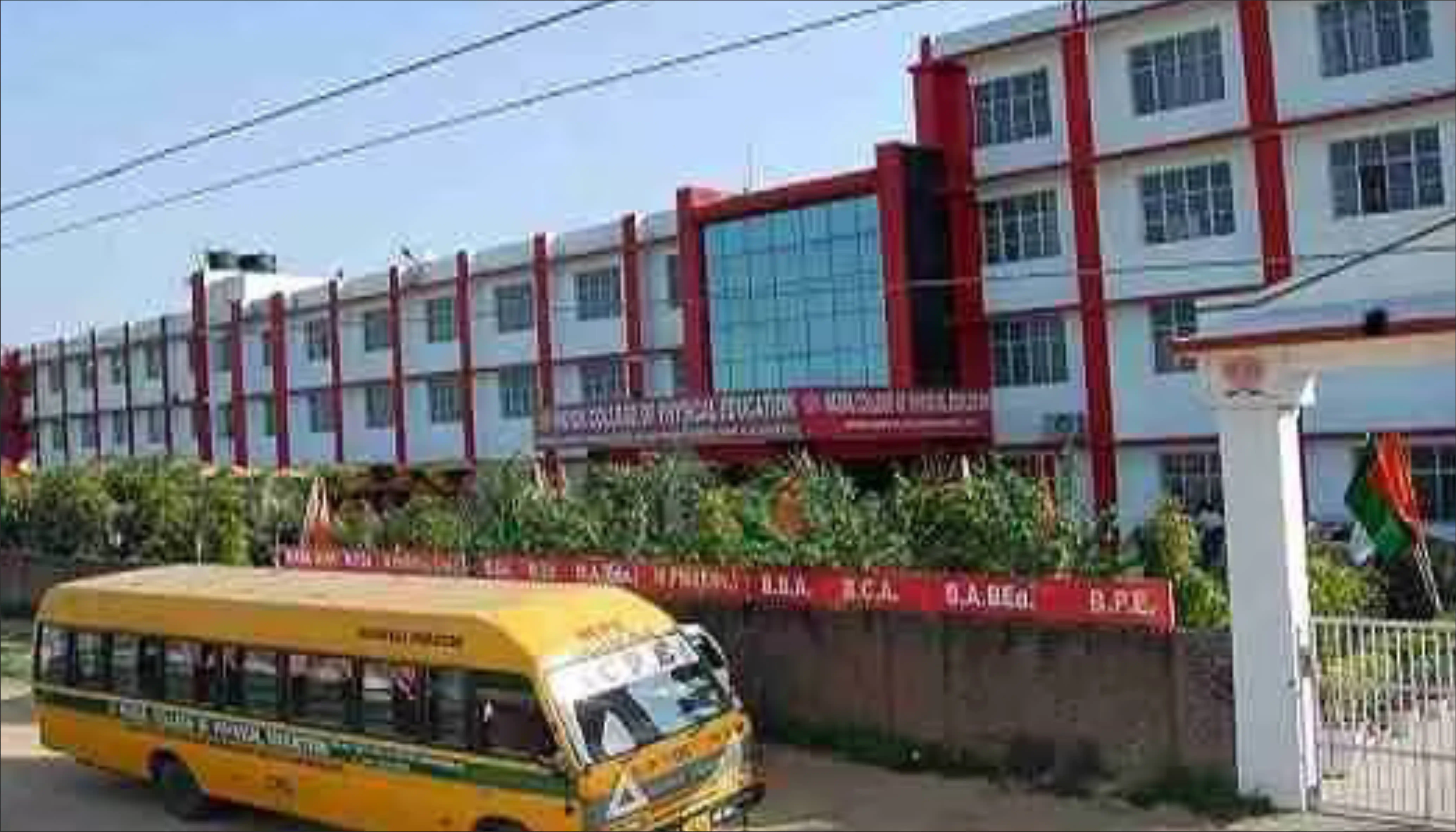 Colleg Slider 1