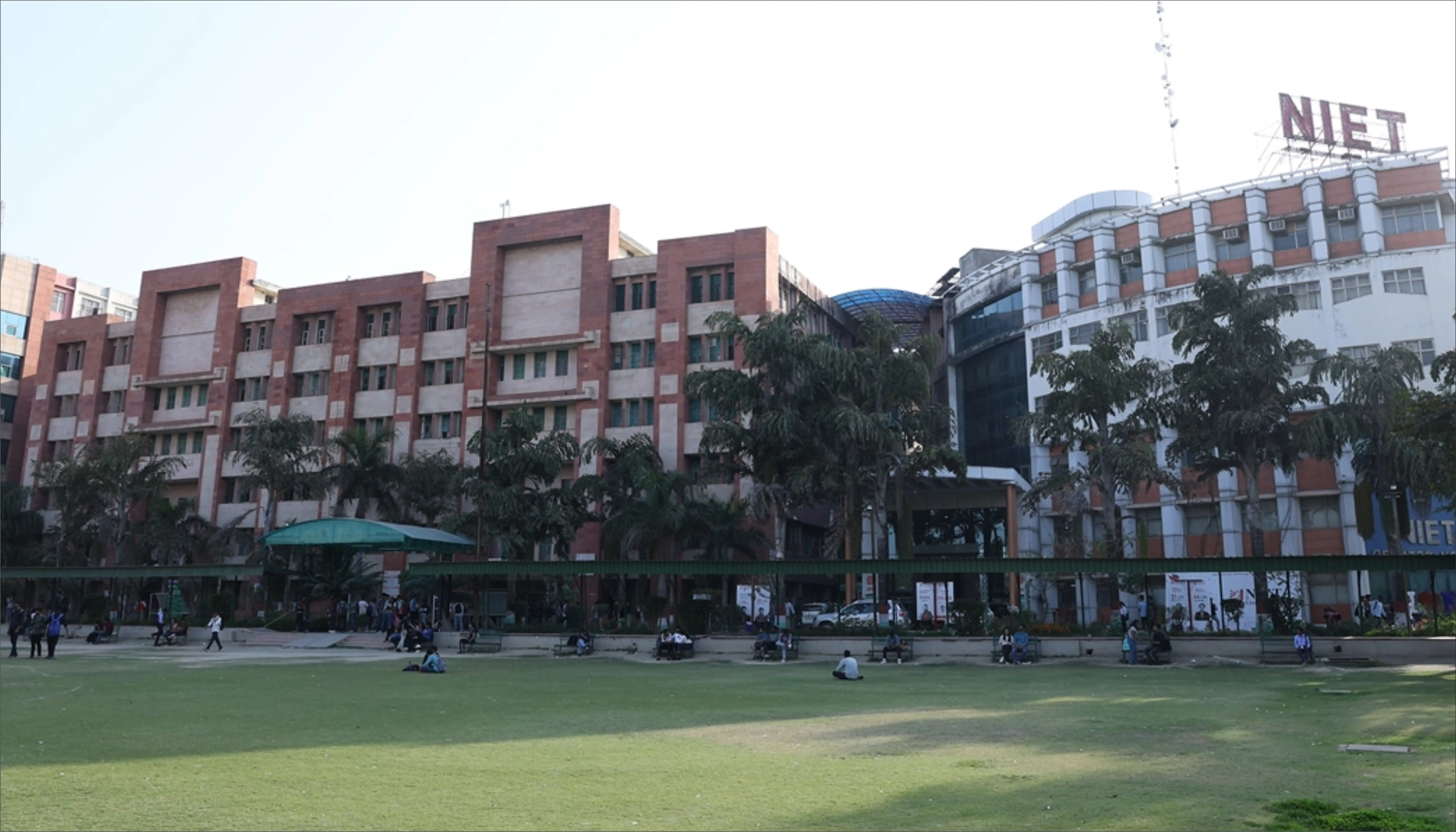 college slider 3