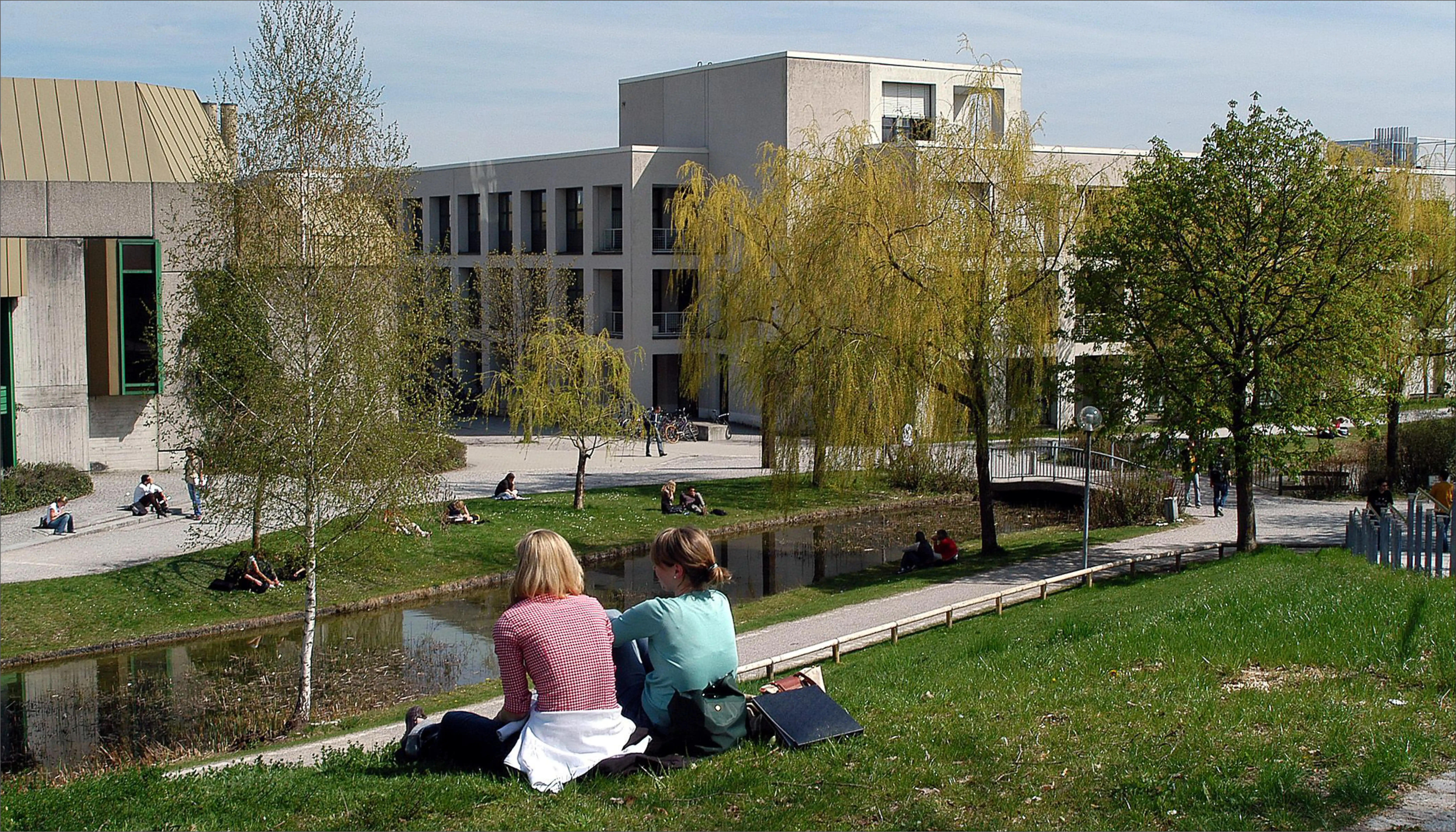 college slider 3