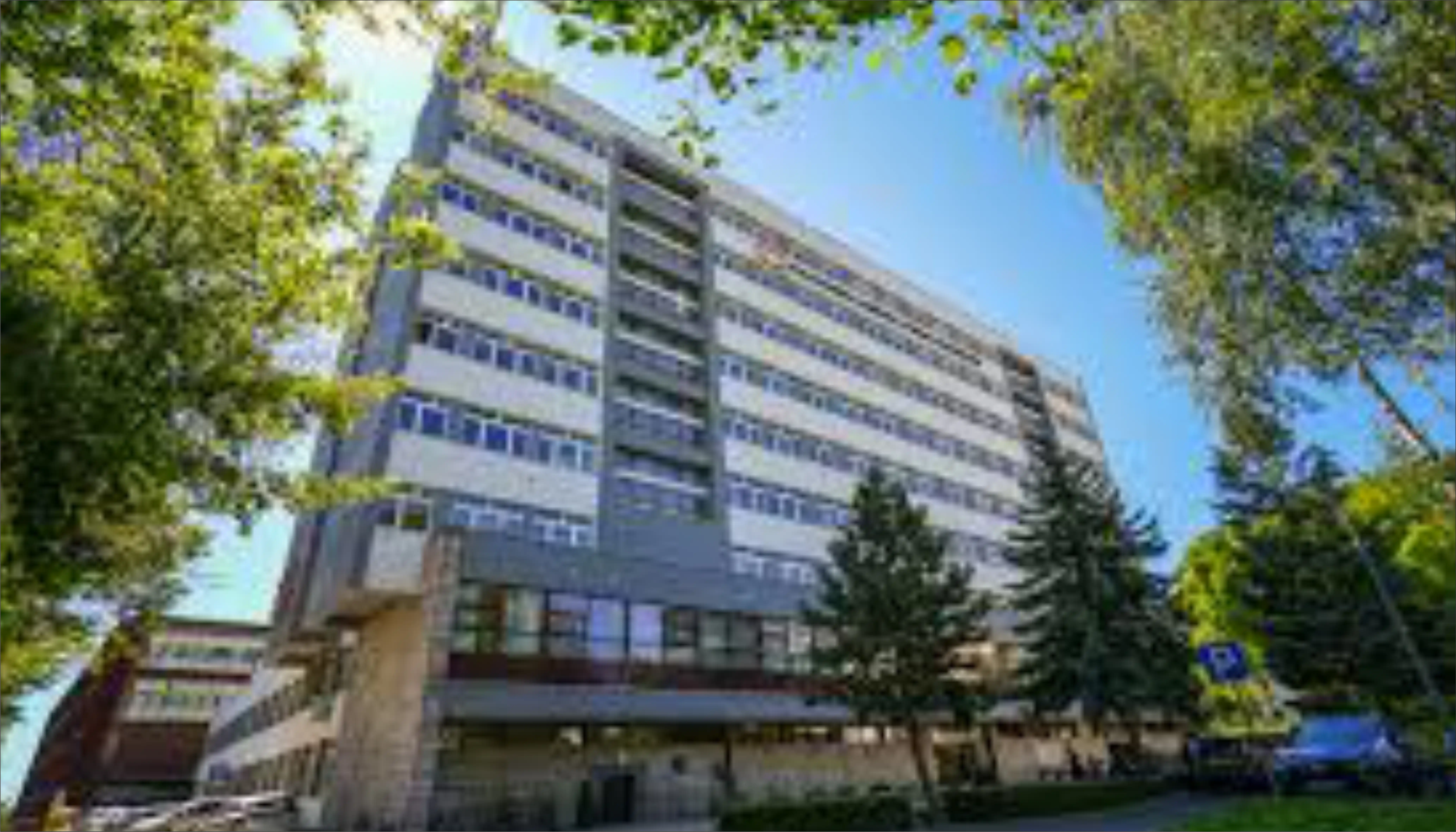Colleg Slider 1
