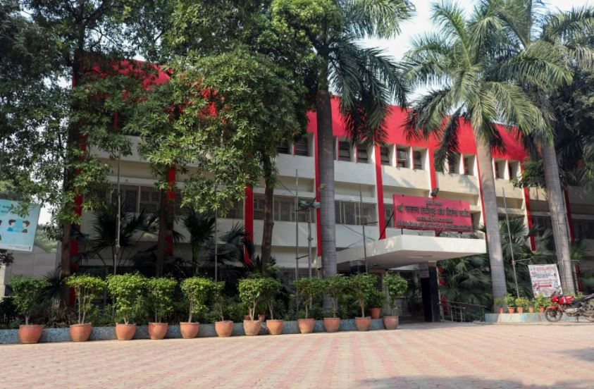 college slider 3