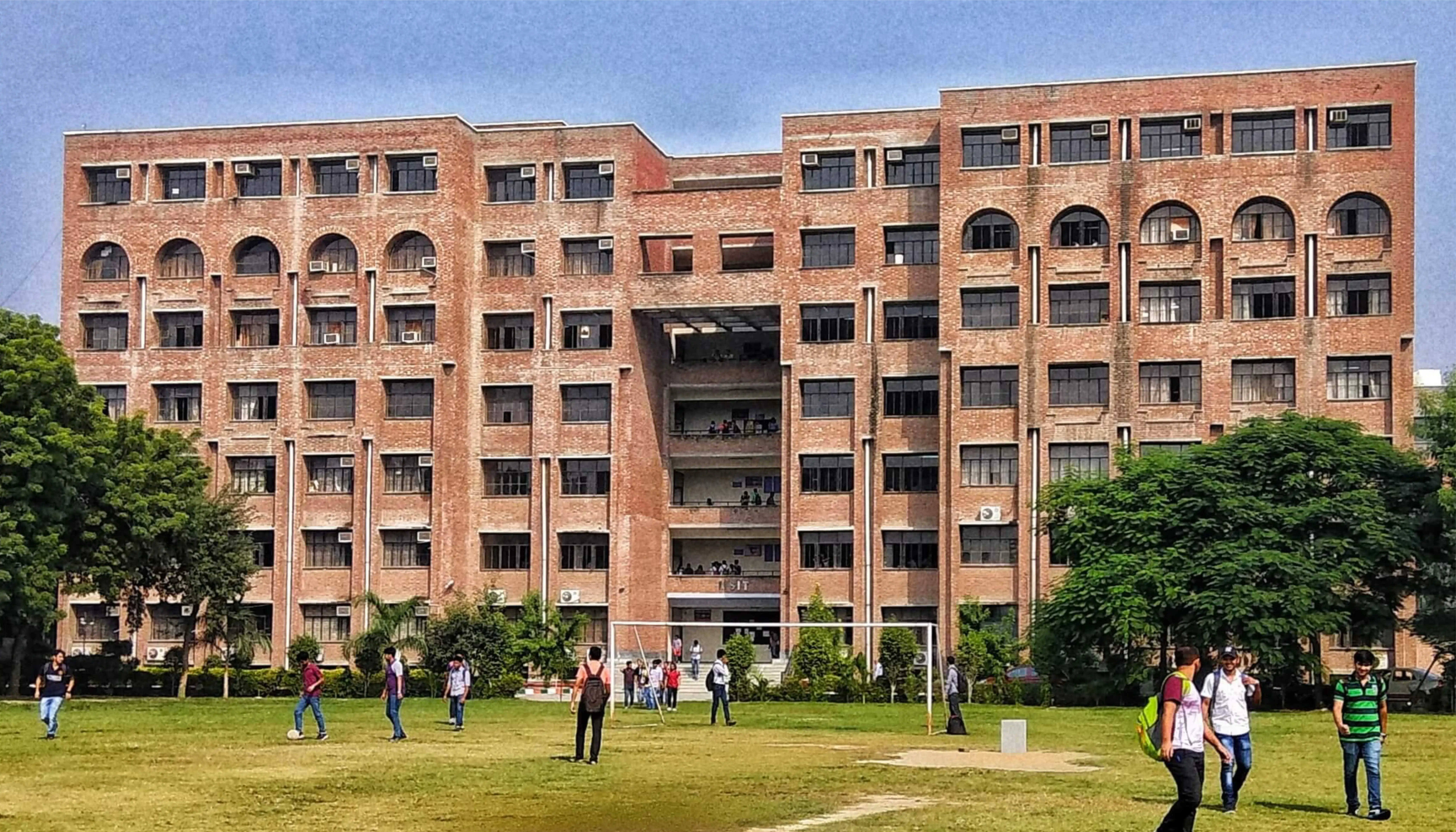 Maharaja Surajmal Institute of Pharmacy