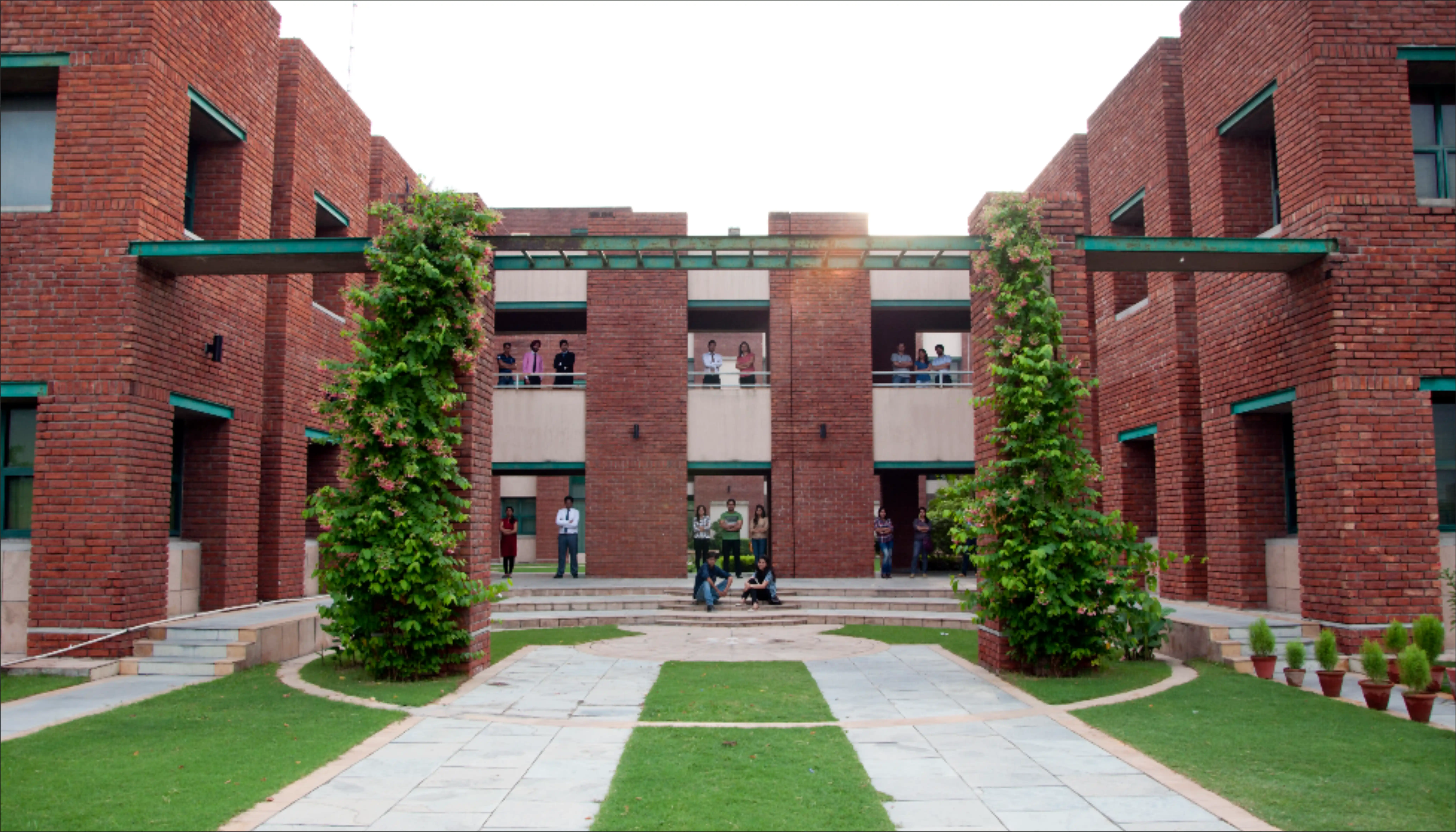 college slider 2