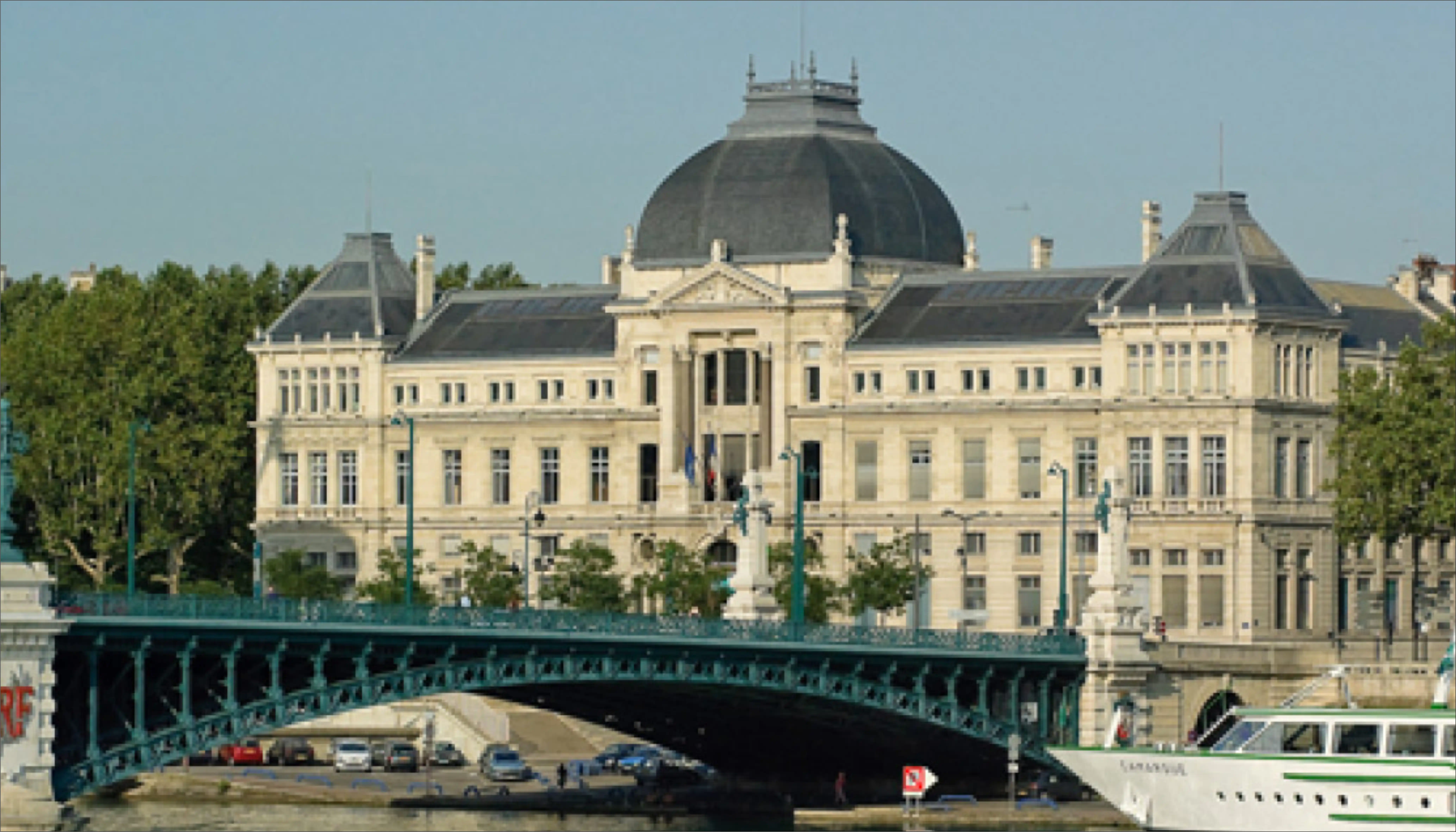 Colleg Slider 1