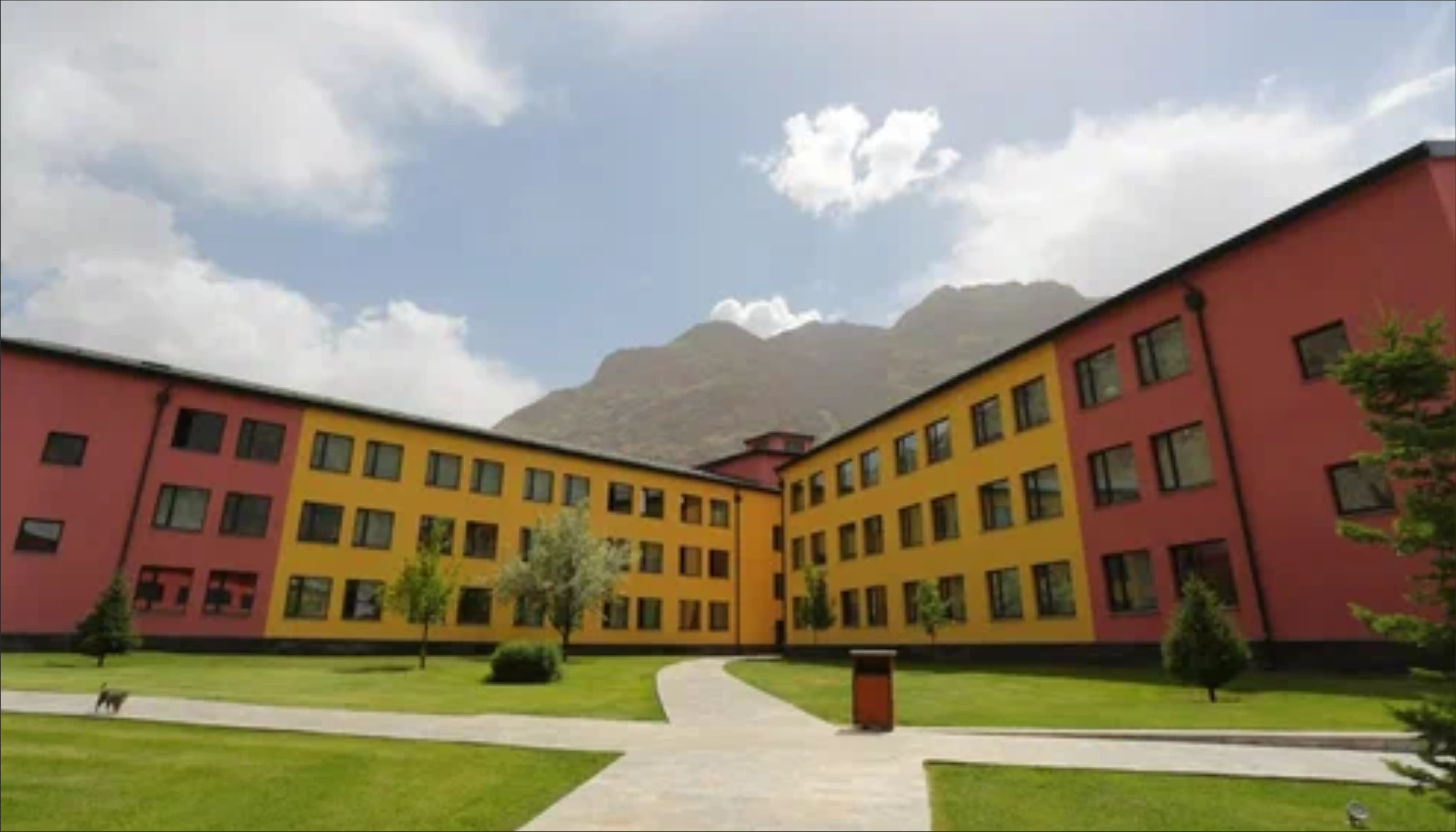 Colleg Slider 1