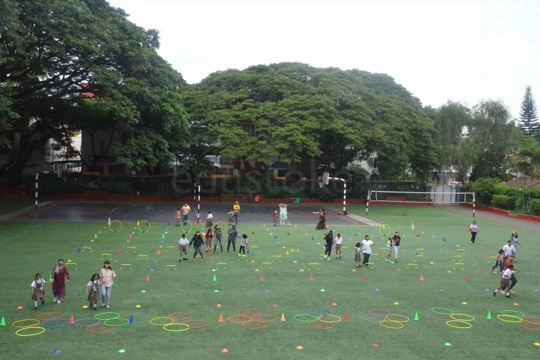 School Slider 4